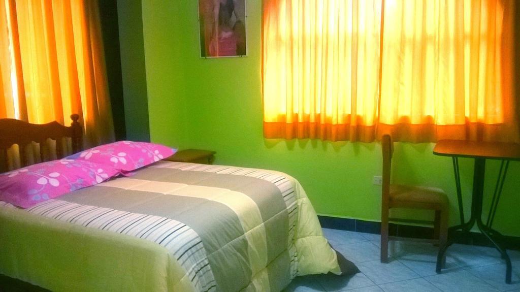 Hospedaje Karol Hotel Ayacucho Phòng bức ảnh