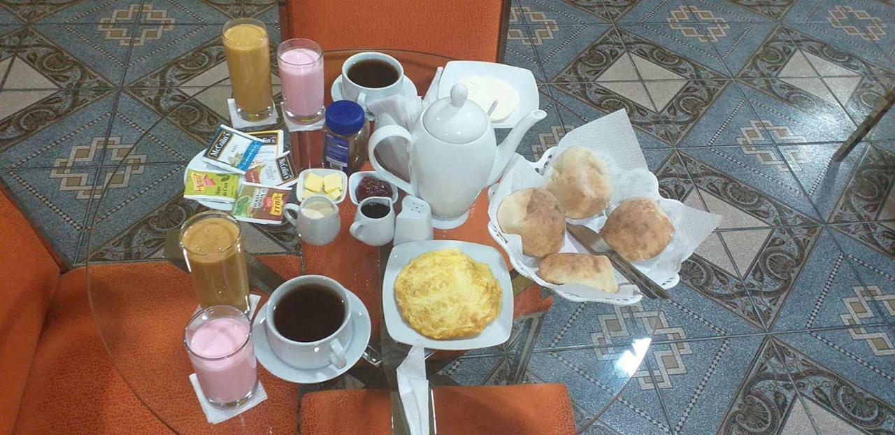 Hospedaje Karol Hotel Ayacucho Ngoại thất bức ảnh