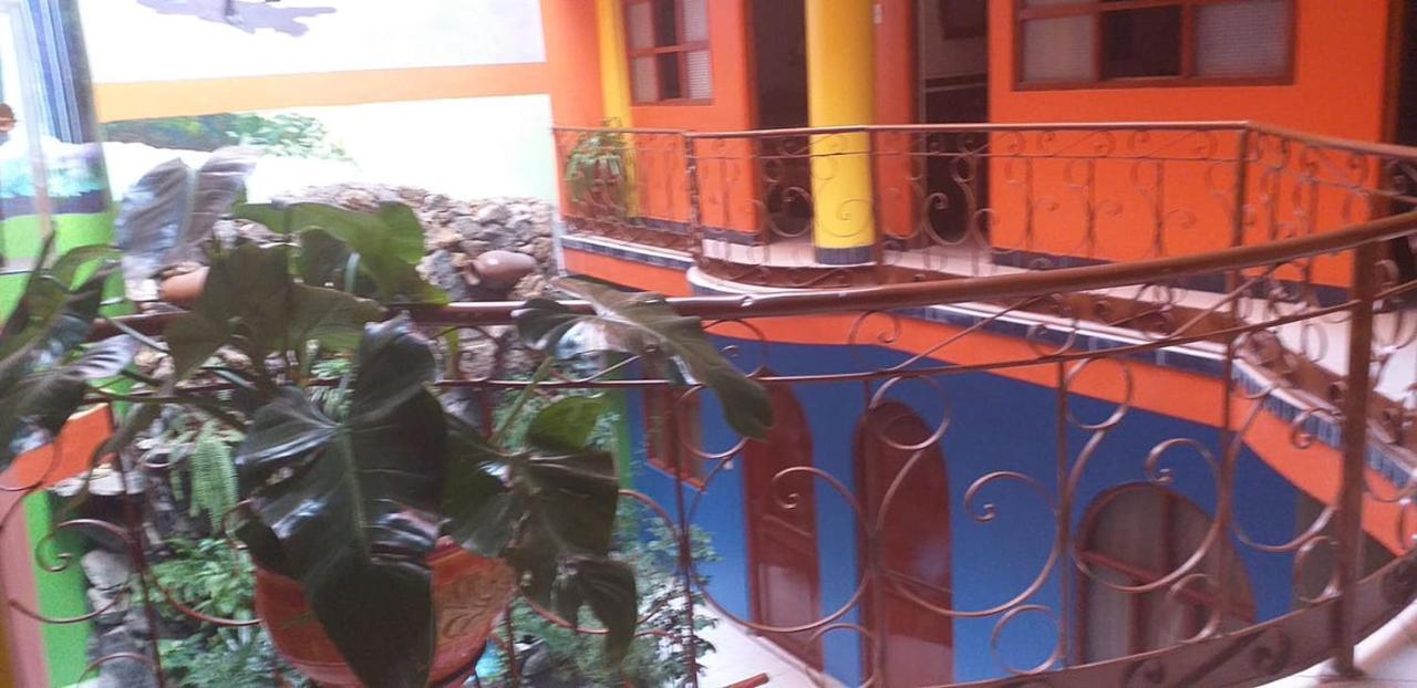 Hospedaje Karol Hotel Ayacucho Ngoại thất bức ảnh